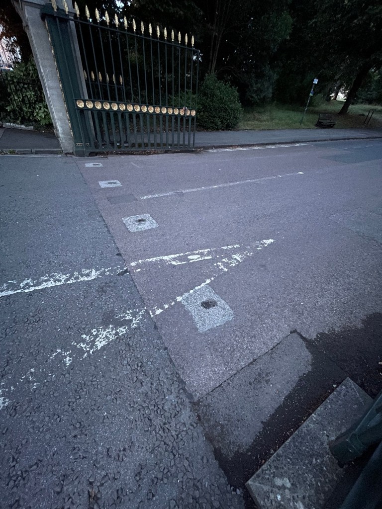 Entrance to Royal Victoria Park showing old bollard locations